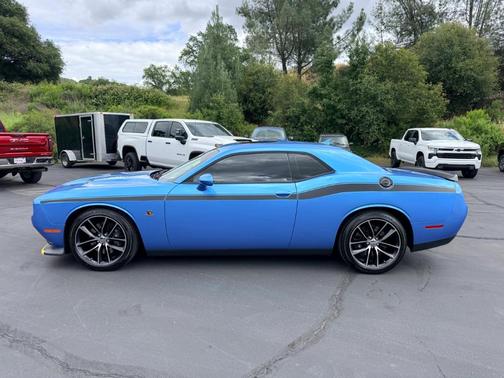 Blue 2016 Dodge Challenger R/T Scat Pack