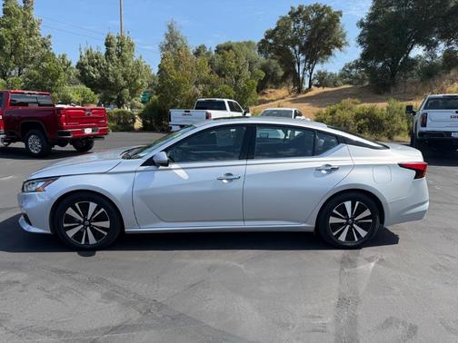 2020 Nissan Altima 2.5 SL