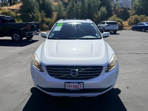 2017 Volvo XC60 T5 Inscription
