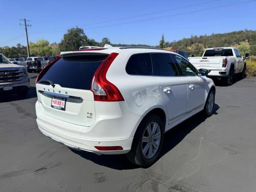 2017 Volvo XC60 T5 Inscription