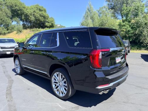 Onyx Black 2026 GMC Yukon Denali