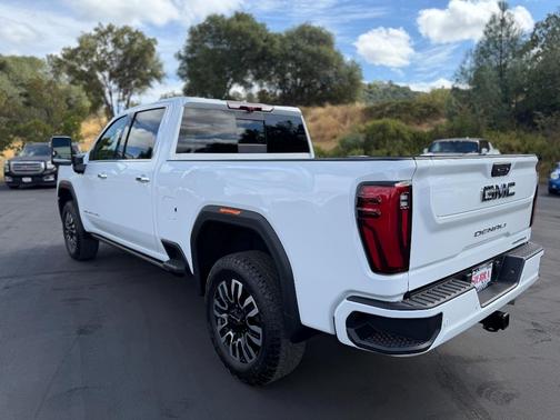 2026 GMC Sierra 2500 Denali Ultimate
