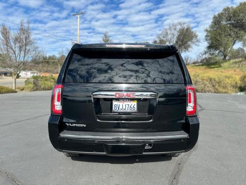 2015 GMC Yukon Denali