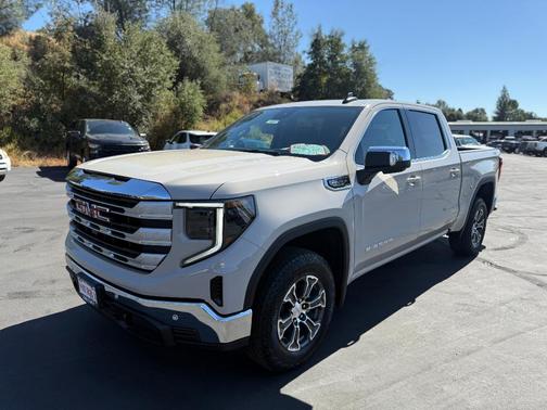 2026 GMC Sierra 1500 SLE