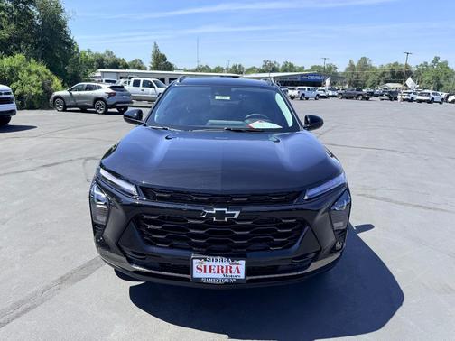 Mosaic Black Metallic 2026 Chevrolet Trax ACTIV