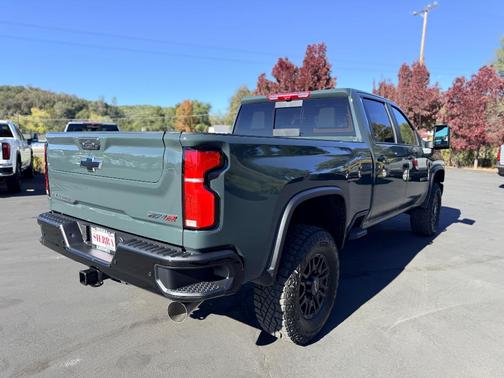 2026 Chevrolet Silverado 2500 ZR2