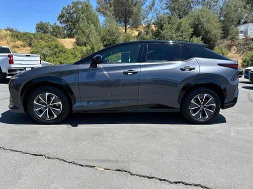 2023 Lexus RZ 450e Premium