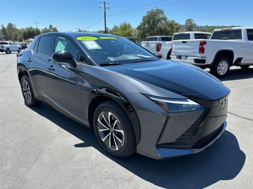 2023 Lexus RZ 450e Premium
