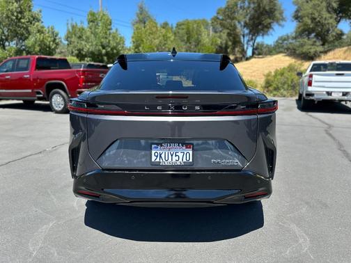 2023 Lexus RZ 450e Premium