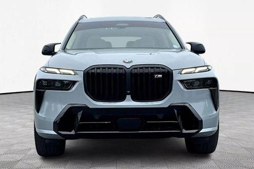 2024 BMW X7 M60i