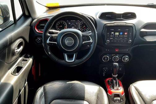 2015 Jeep Renegade Trailhawk