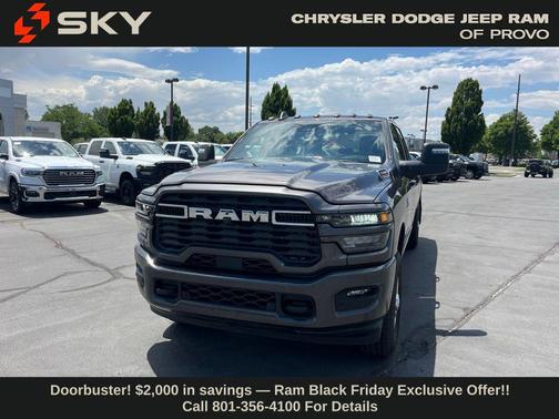2025 RAM 3500 Big Horn Crew Cab 4x4 8' Box