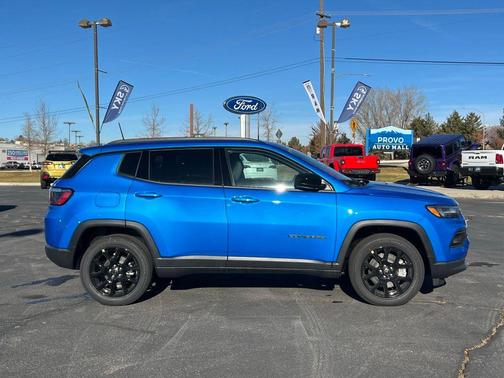 2026 Jeep Compass Latitude