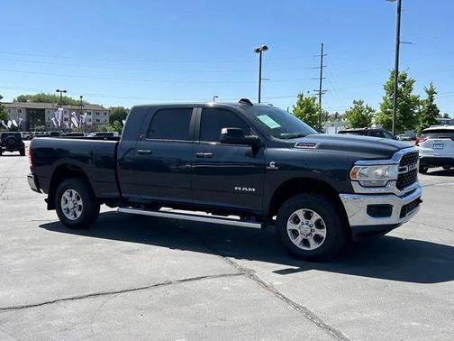 2022 RAM 2500 Big Horn Mega Cab 4x4 6'4'' Box
