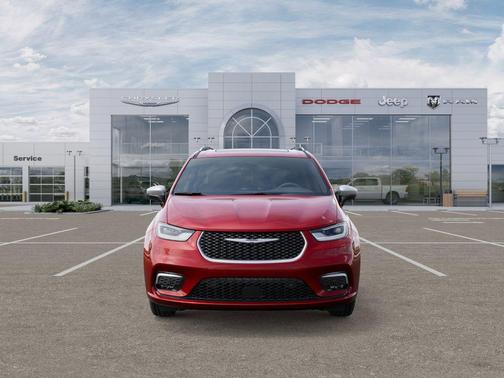 2026 Chrysler Pacifica L