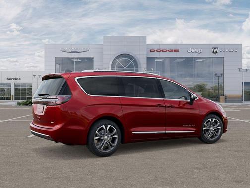 2026 Chrysler Pacifica L