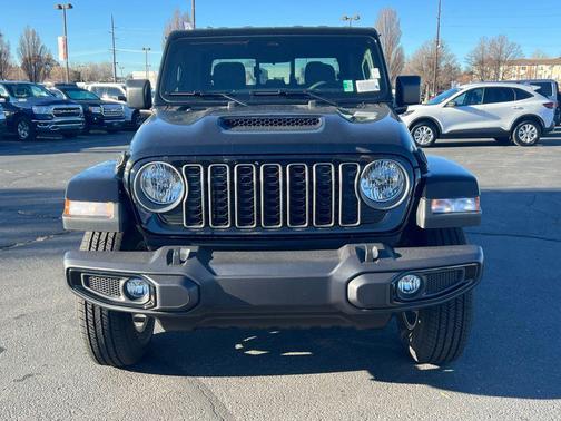 2026 Jeep Gladiator Sport S