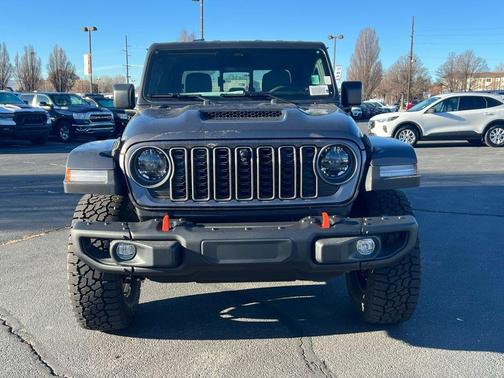 2026 Jeep Gladiator Mojave X