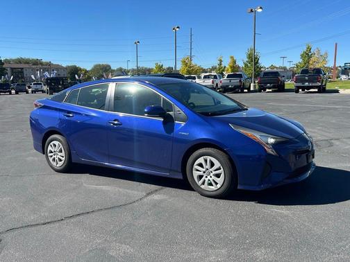 2016 Toyota Prius Two