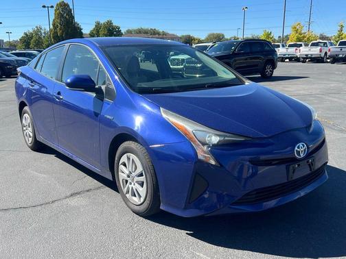 2016 Toyota Prius Two