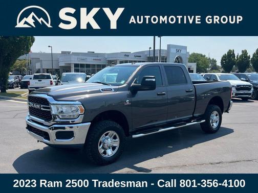 2023 RAM 2500 Tradesman Crew Cab 4x4 6'4' Box