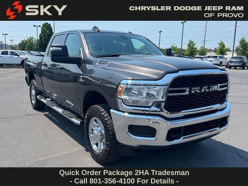 2023 RAM 2500 Tradesman Crew Cab 4x4 6'4' Box