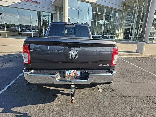 2023 RAM 2500 Tradesman Crew Cab 4x4 6'4' Box