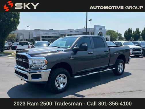 2023 RAM 2500 Tradesman Crew Cab 4x4 6'4' Box