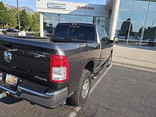 2023 RAM 2500 Tradesman Crew Cab 4x4 6'4' Box