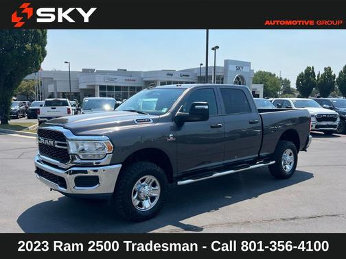 2023 RAM 2500 Tradesman Crew Cab 4x4 6'4' Box