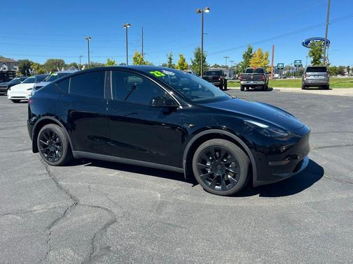 2023 Tesla Model Y Long Range Dual Motor All-Wheel Drive