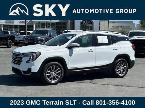 2023 GMC Terrain SLT