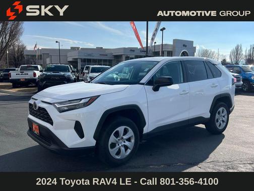 2024 Toyota RAV4 LE