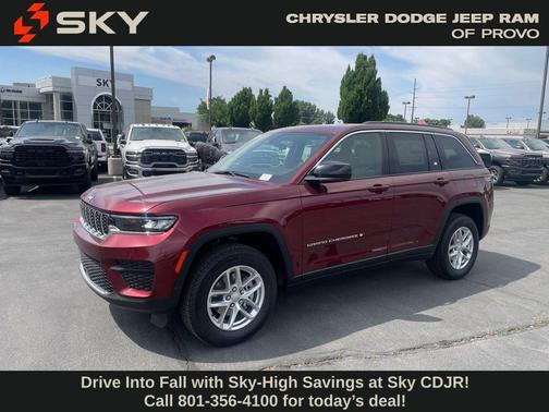 2025 Jeep Grand Cherokee Laredo