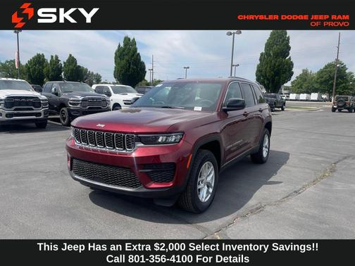 2025 Jeep Grand Cherokee Laredo