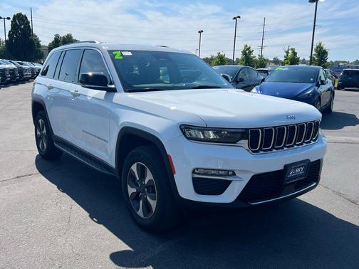 2022 Jeep Grand Cherokee 4xe Base