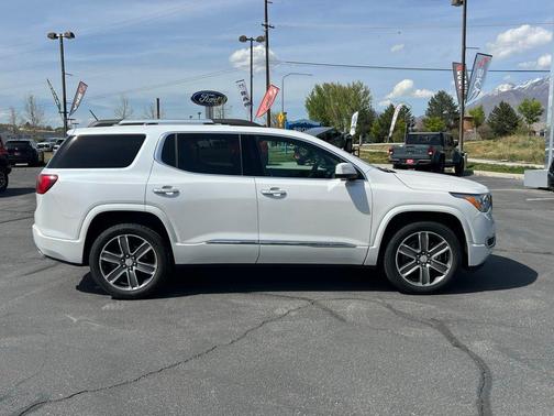 White Frost Tricoat 2018 GMC Acadia Denali