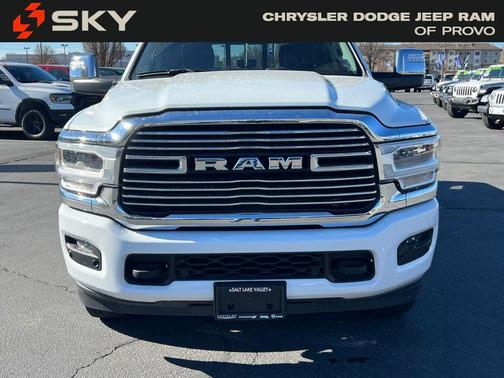2024 RAM 2500 Laramie Crew Cab 4x4 6'4' Box