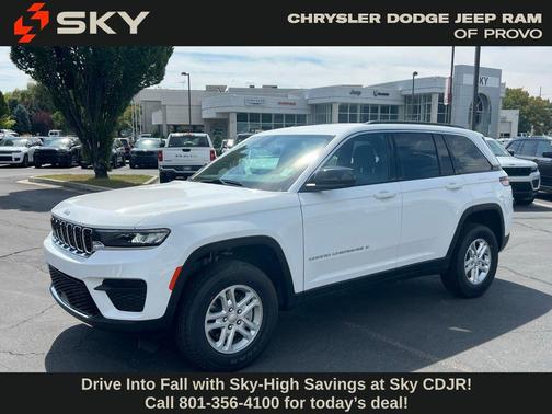 2025 Jeep Grand Cherokee Laredo