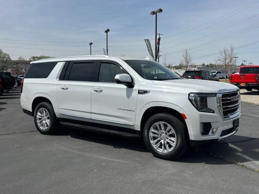 White 2024 GMC Yukon XL SLT