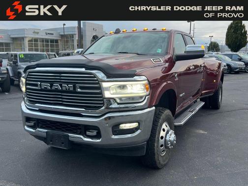 2021 RAM 3500 Laramie Crew Cab 4x4 8' Box
