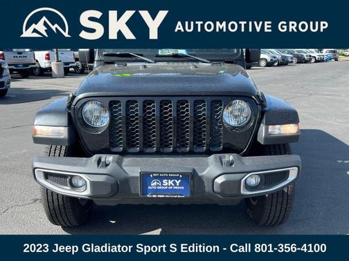 2023 Jeep Gladiator Sport S