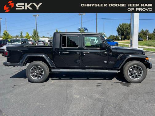 2023 Jeep Gladiator Sport S