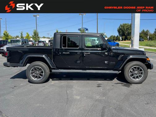 2023 Jeep Gladiator Sport S