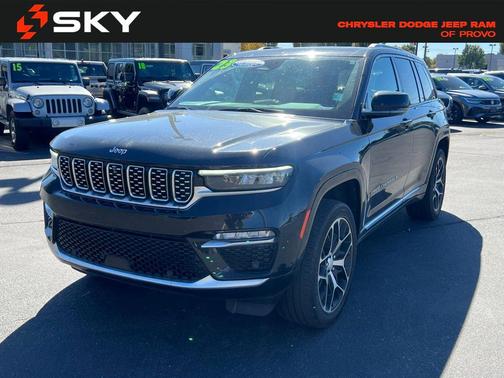 2023 Jeep Grand Cherokee Summit