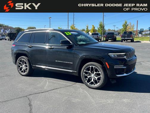 2023 Jeep Grand Cherokee Summit