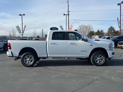 2024 RAM 2500 Laramie Crew Cab 4x4 6'4' Box