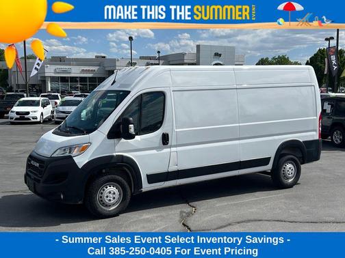 Bright White Clearcoat 2024 RAM ProMaster 2500 Tradesman