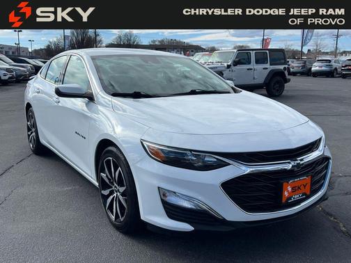 2022 Chevrolet Malibu FWD RS