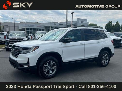 2023 Honda Passport AWD TrailSport